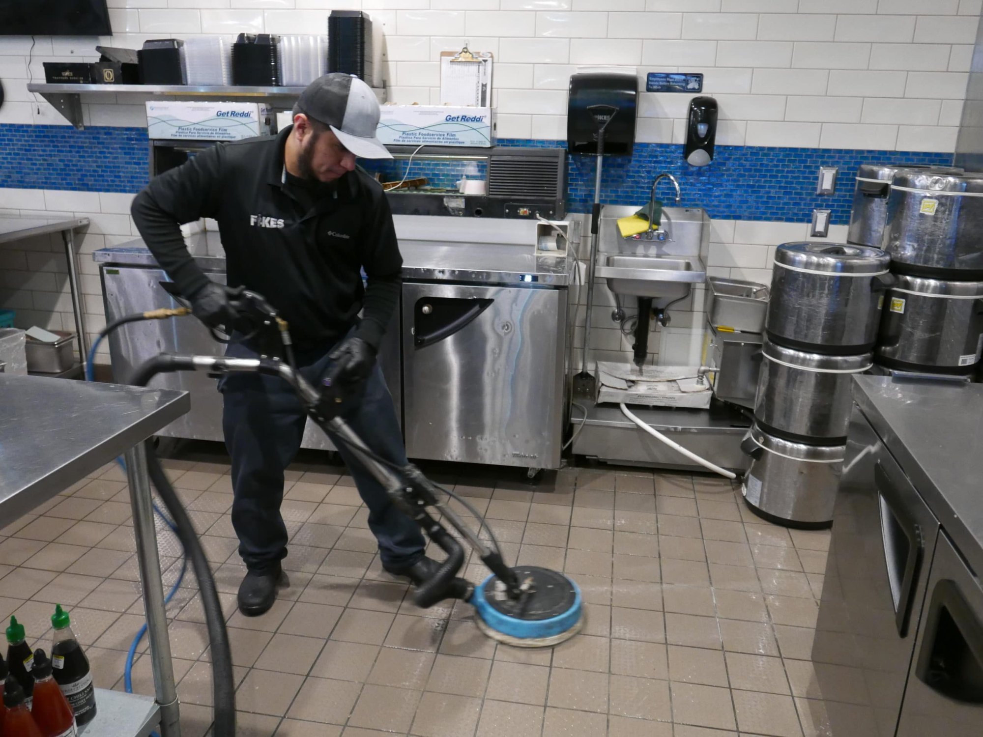 Washroom And Pantry Cleaning